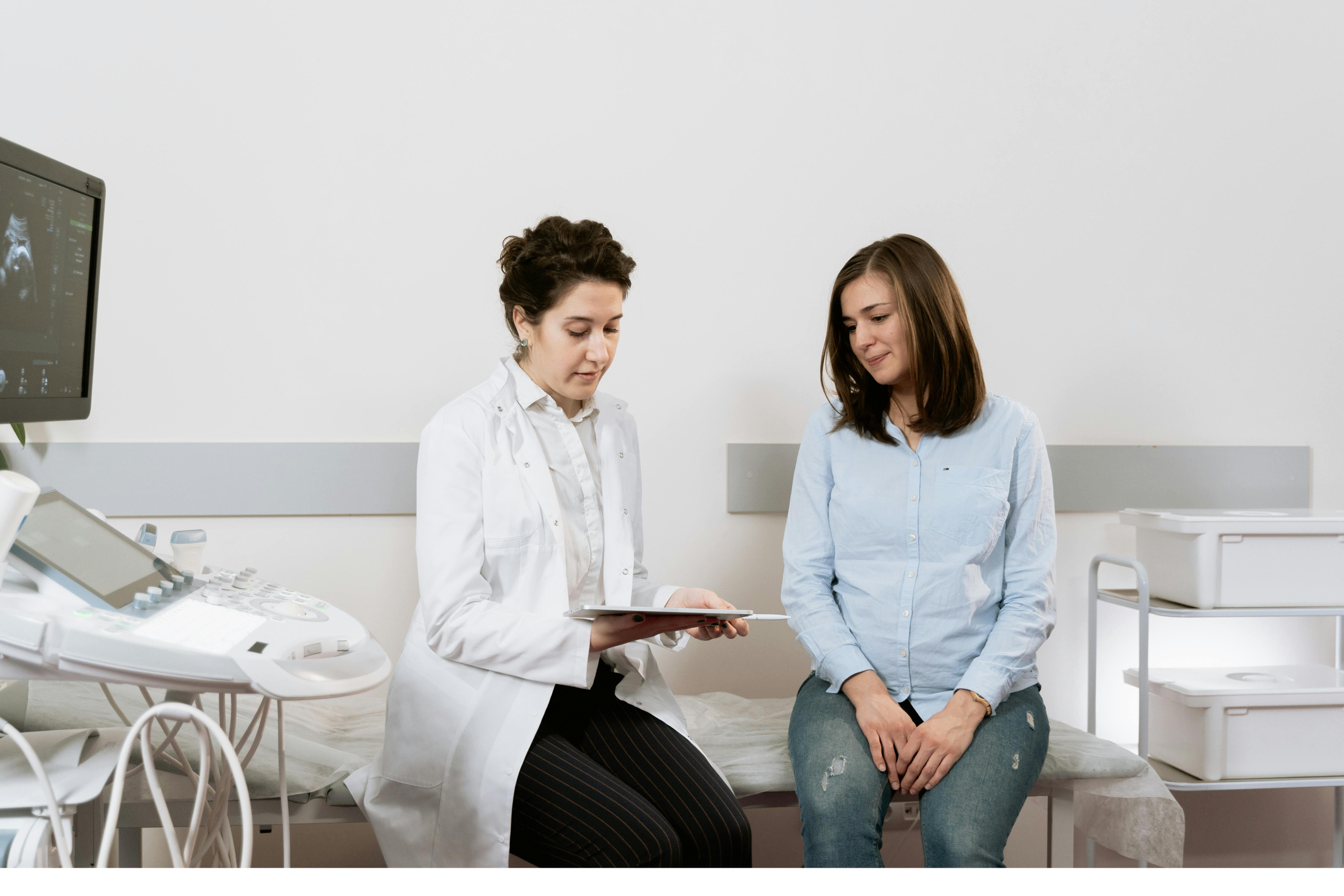 Señales que no debes ignorar: claves para cuidar la salud ginecológica a lo largo de la vida